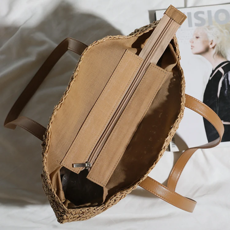 Handgemachte runde Tasche aus Naturraffia Skanto
