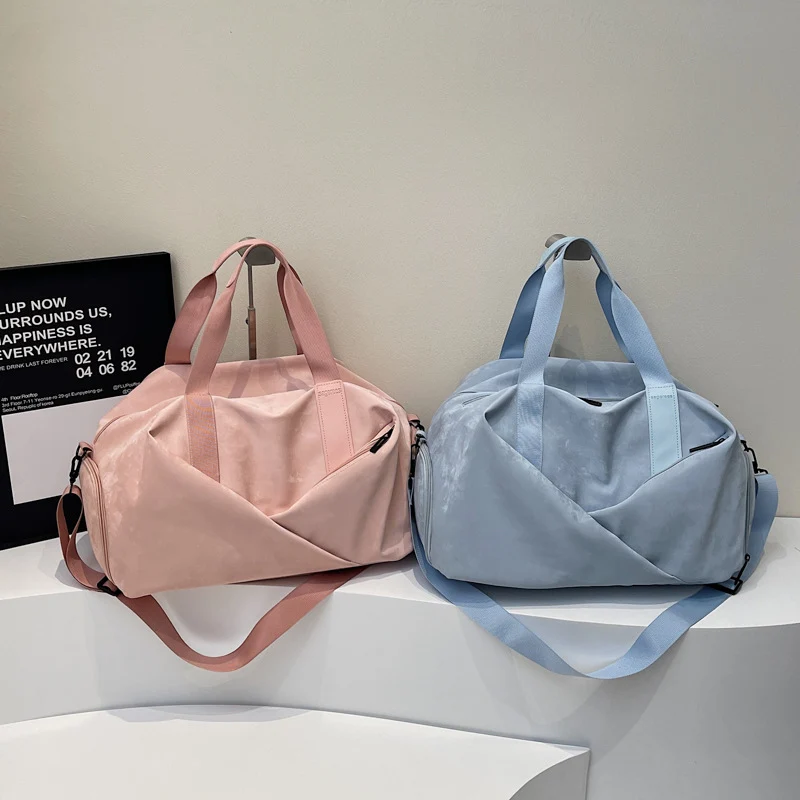 Vielseitige Sport- und Reisetasche Skanto für Damen