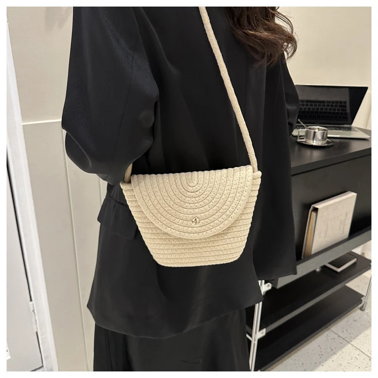 Handtasche mit Wellenmuster Skanto