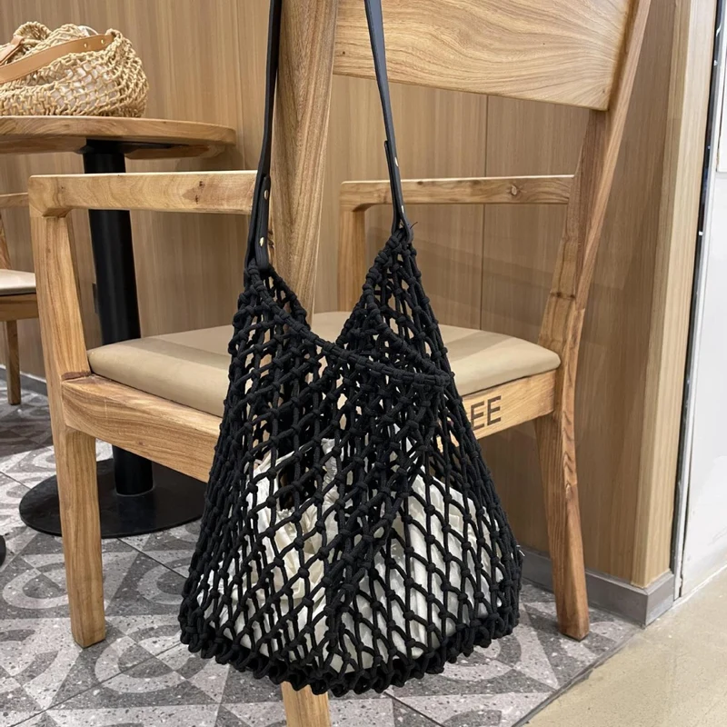 Elegante Netztasche mit Ledergriff Skanto
