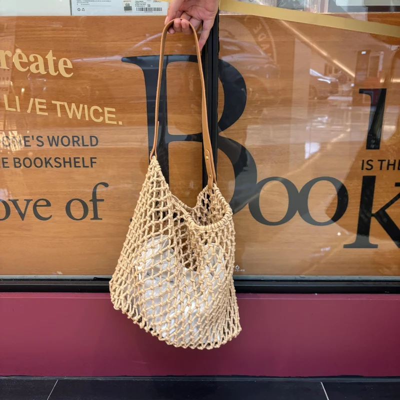 Elegante Netztasche mit Ledergriff Skanto