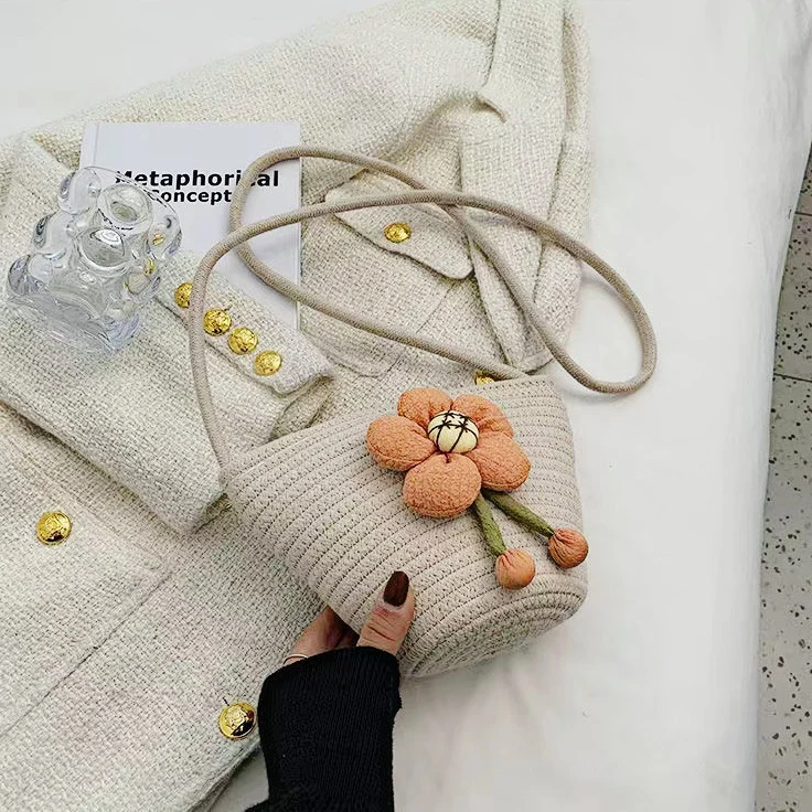 Blumige Umhängetasche Skanto
