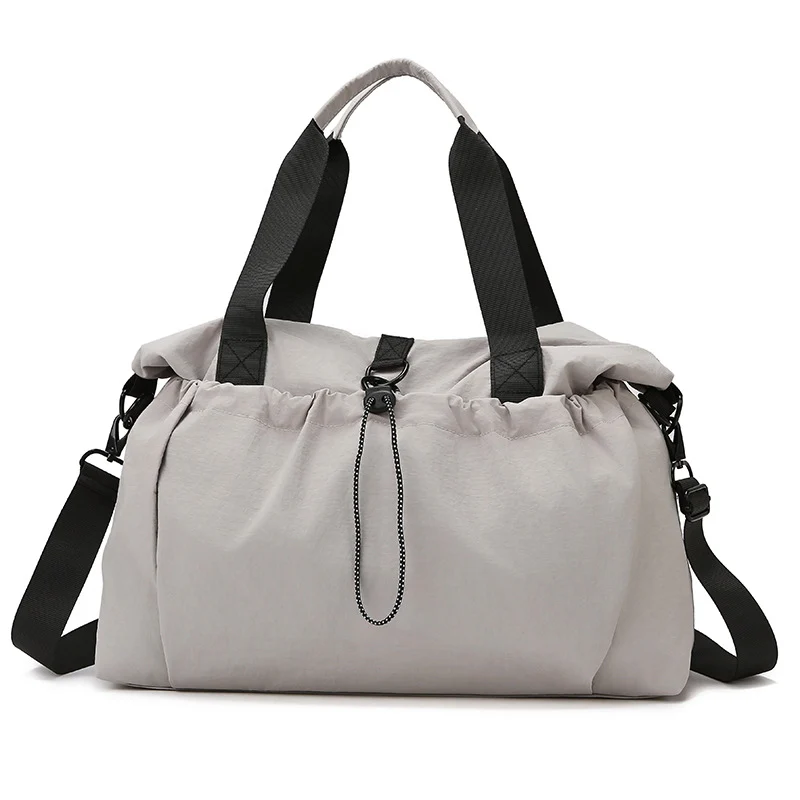 Praktische und stilvolle Damen Reisetasche Skanto