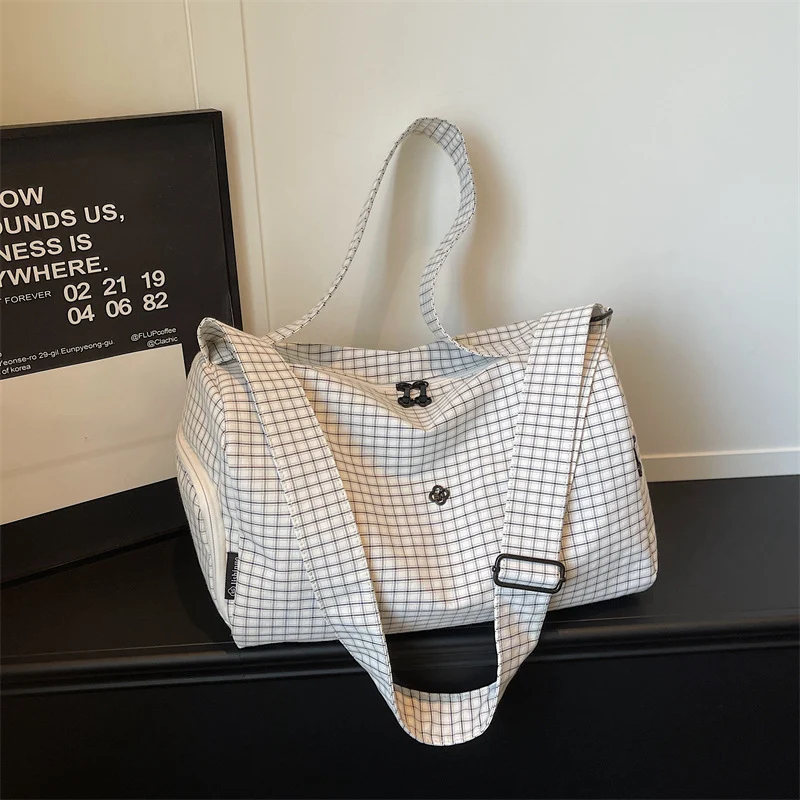 Sportliche und stilvolle Damen-Reisetasche Skanto