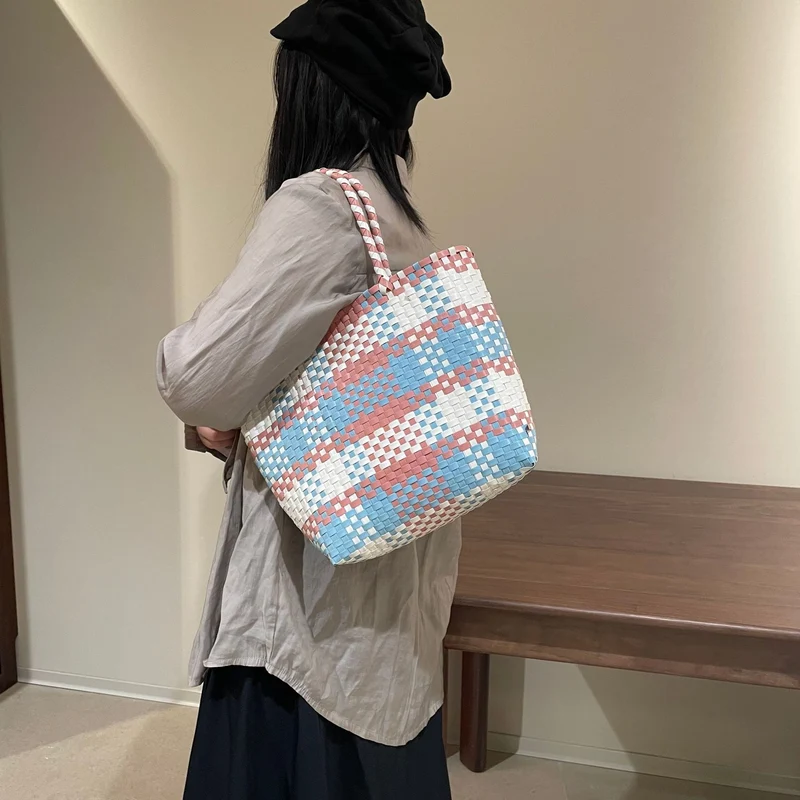 Handgewebte Einkaufs- und Strandtasche Skanto