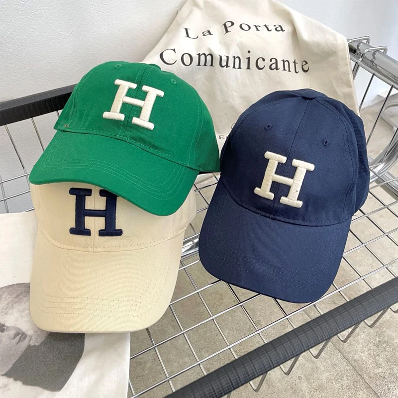 Klassische bestickte Baseballkappe für Damen Skanto