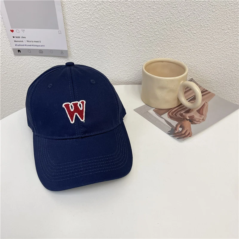Klassische bestickte Baseballkappe für Damen Skanto