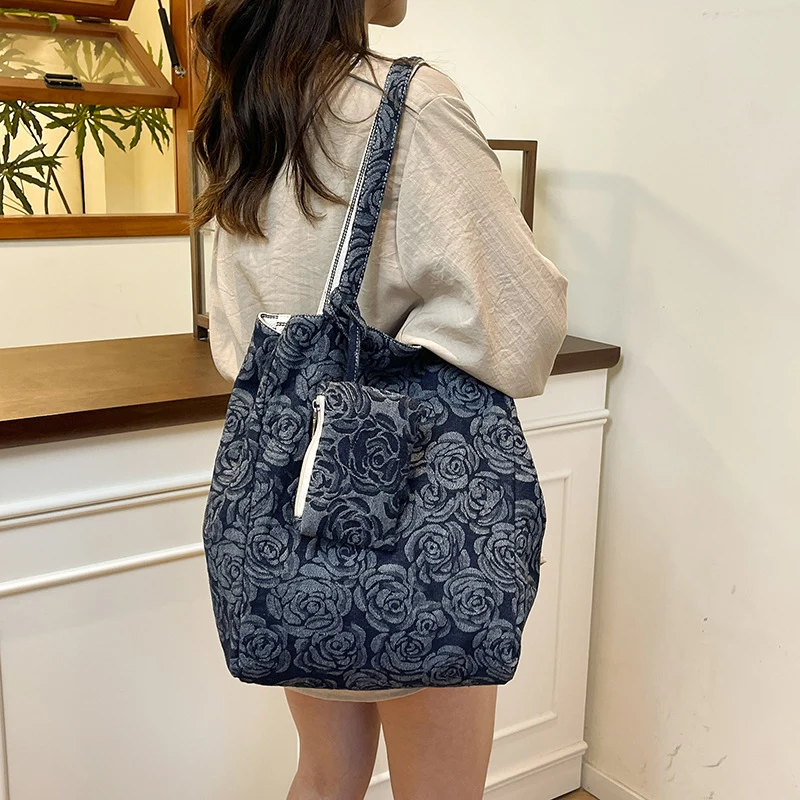 Große Tote Bag mit Blumenmuster Skanto