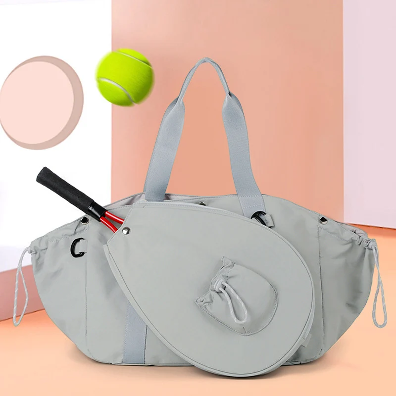 Vielseitige Sport- und Reisetasche Skanto für Damen