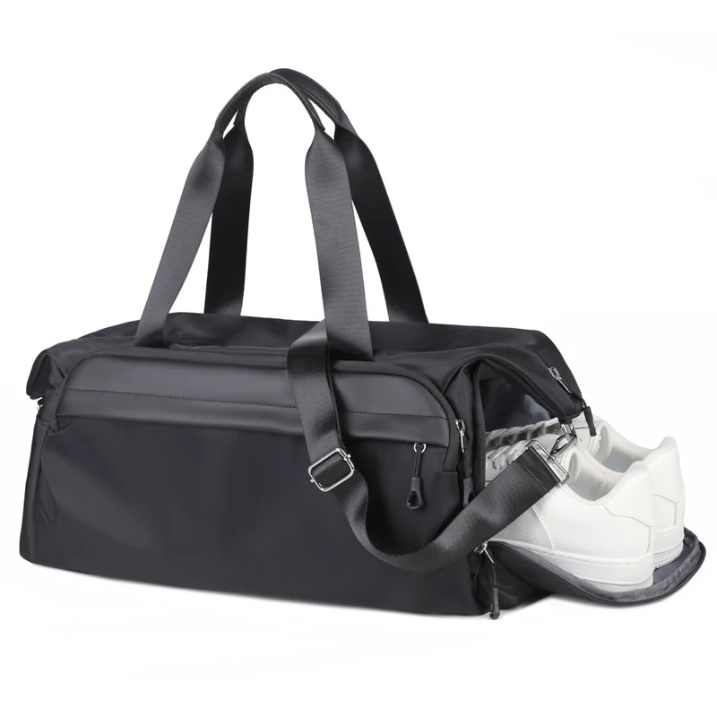 Vielseitige Trainings- und Reisetasche Skanto für Damen