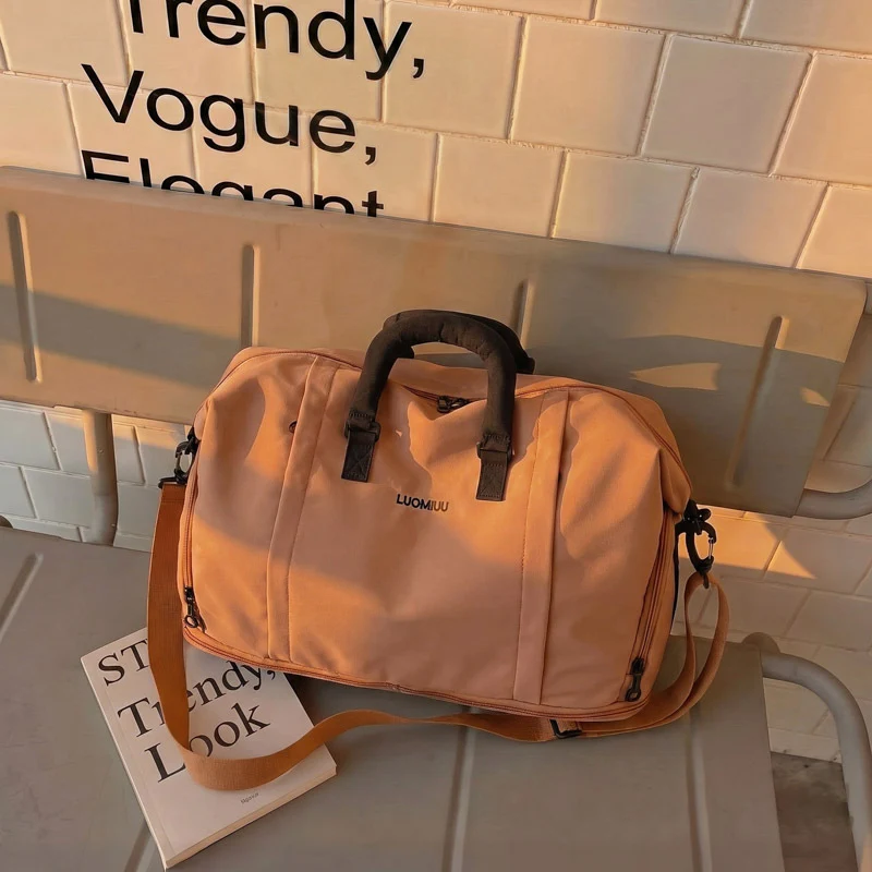 Damen Praktische Reisetasche mit stabilen Griffen Skanto