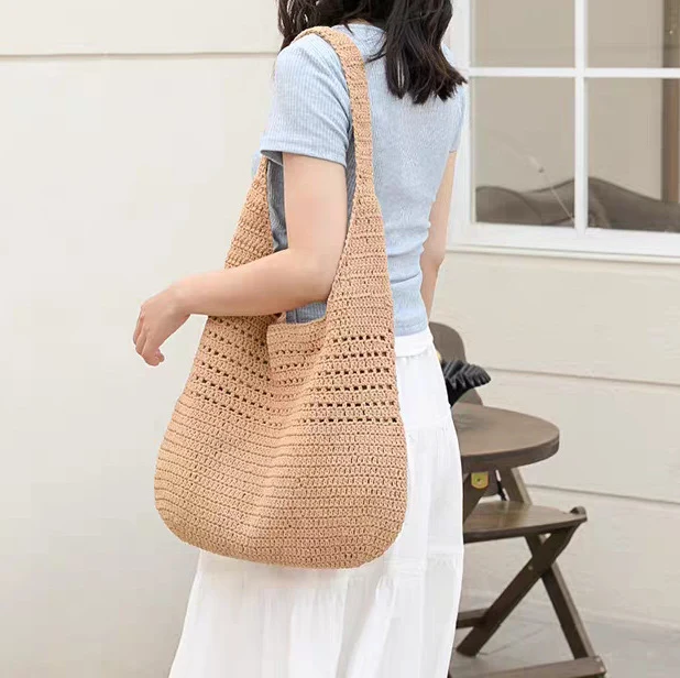 Handtasche aus handgehäkelten Naturmaterialien Skanto