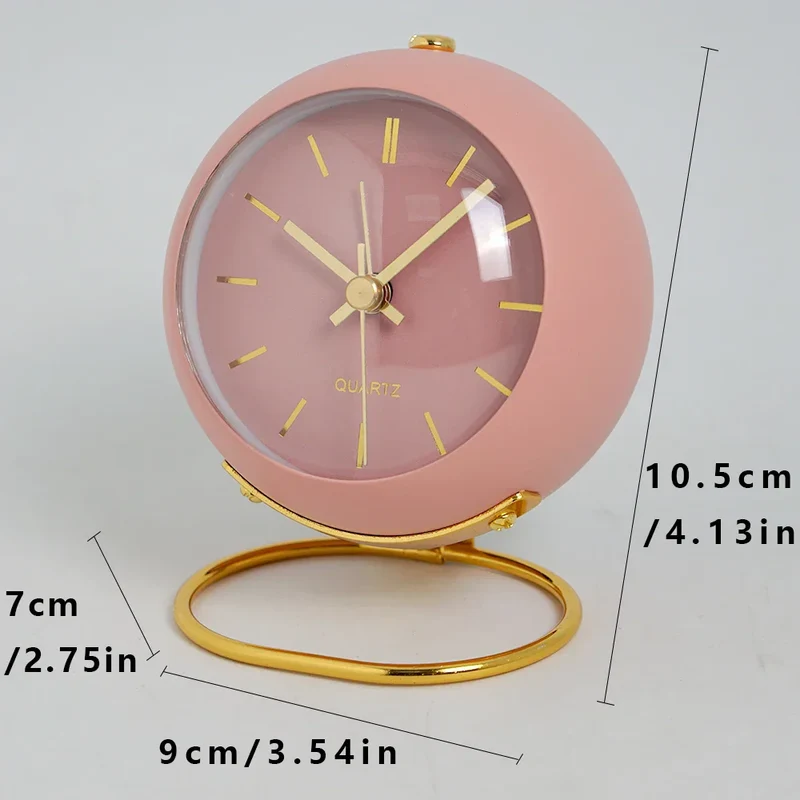 Minimalistische skandinavische Tischuhr mit leisem Quarzwerk | Skanto