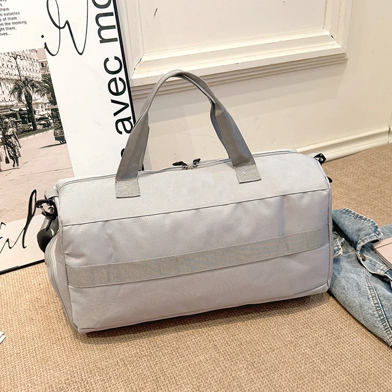 Sportliche Reisetasche für Damen mit vielfältigen Verstaumöglichkeiten Skanto