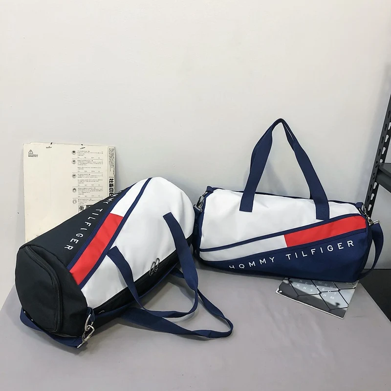 Sportliche Reisetasche für Damen mit geräumigem Design und verstellbarem Schultergurt Skanto