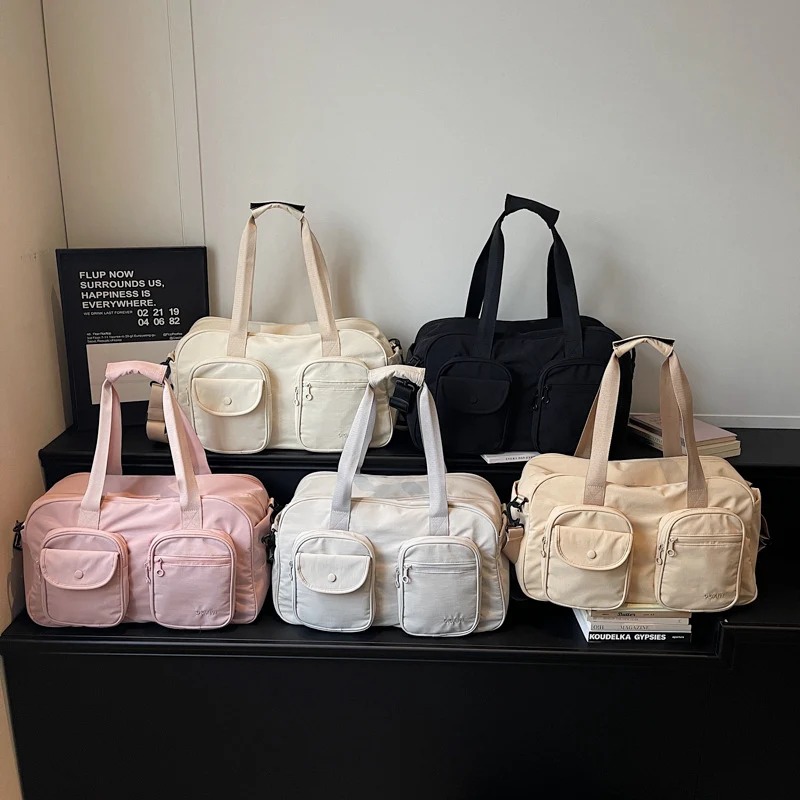 Robuste Sport- und Reisetasche für Damen Skanto