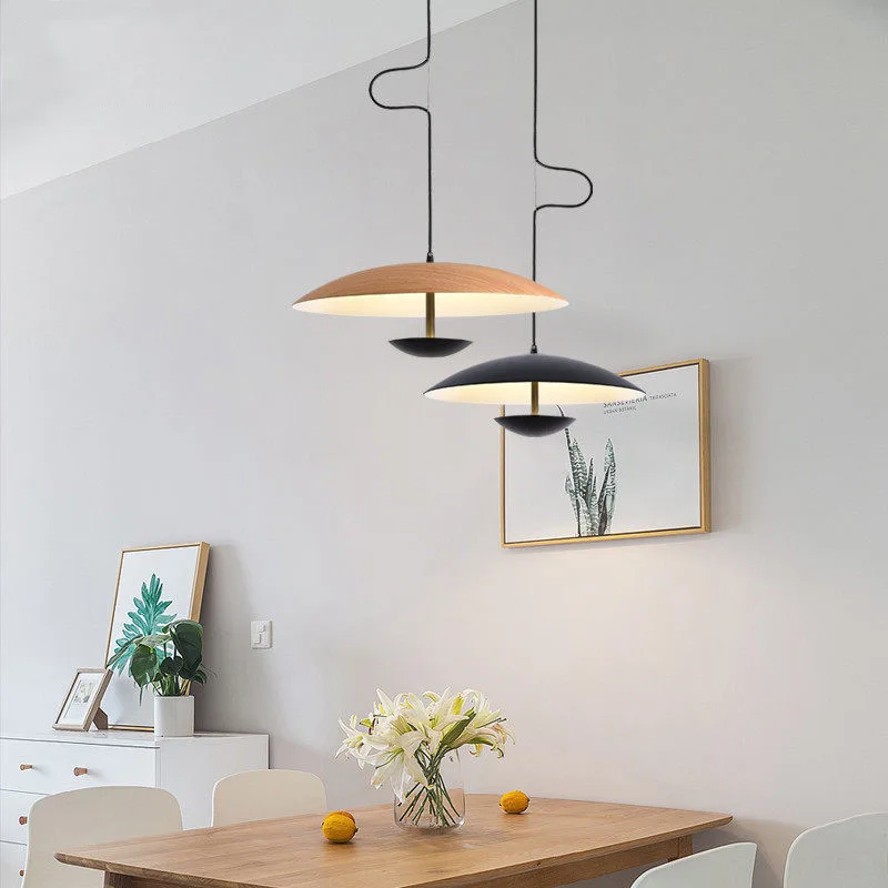 Moderne LED-Pendelleuchte – Skandinavisches Design aus Holz und Metall | Skanto
