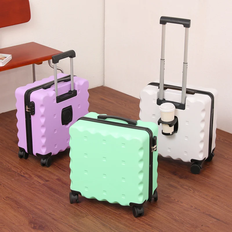 Innovatives Rollgepäck mit Getränkehalter Skanto