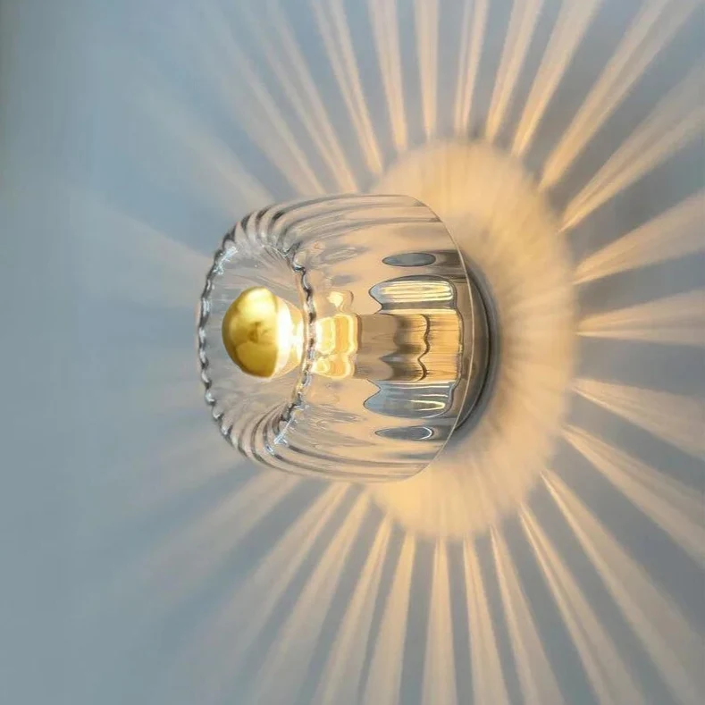 Skandinavische Bauhaus Wandleuchte aus Glas, moderne LED Wandlampe für Flur & Wohnzimmer | Skanto