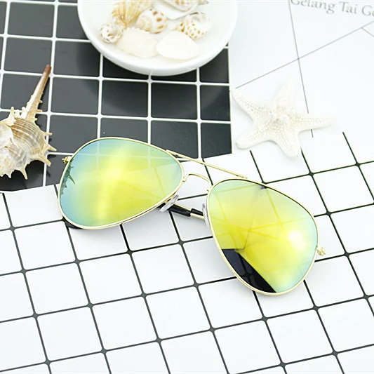 Moderne Piloten-Sonnenbrille für Damen mit Farbverlauf-Gläsern Skanto