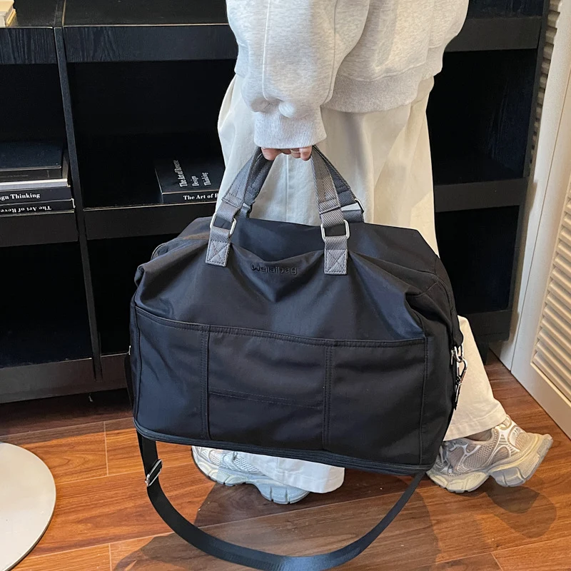 Damen Sport-Reisetasche mit verstellbarem Schultergurt Skanto