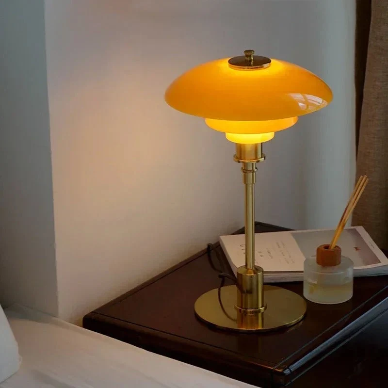 Nordische Glas-Tischlampe – Minimalistisches LED-Licht für Zuhause | Skanto