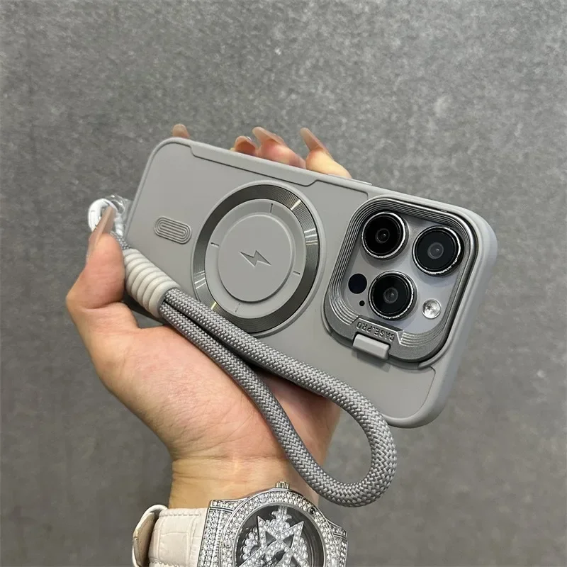 Skanto | Magnetische weiche Armband-Linsenschutz-iPhone-Hülle