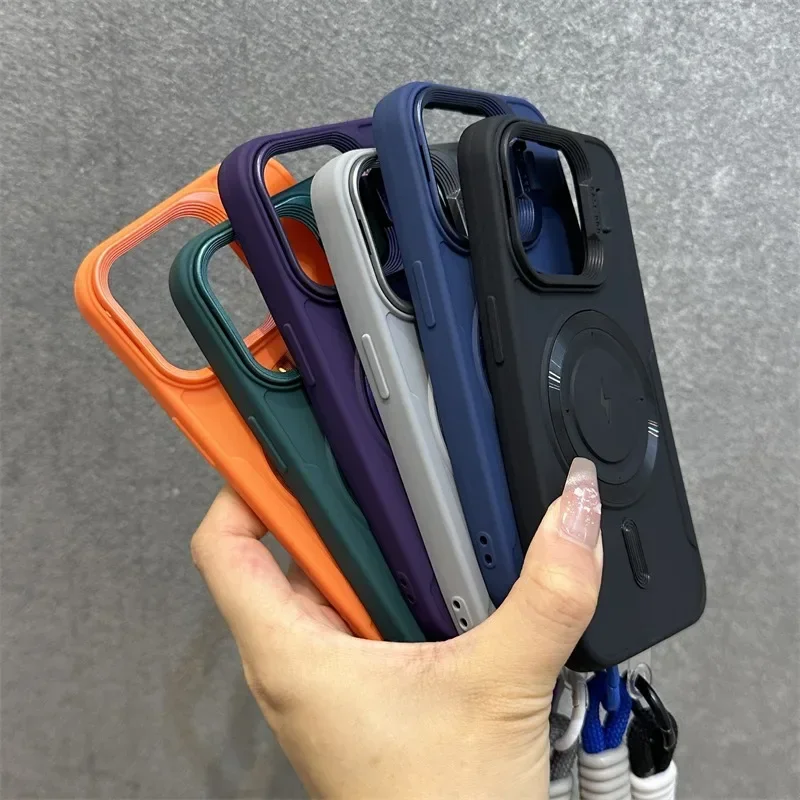 Skanto | Magnetische weiche Armband-Linsenschutz-iPhone-Hülle