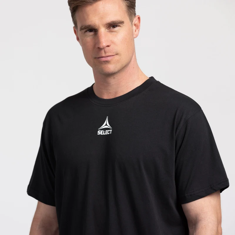 Basic T-Shirt