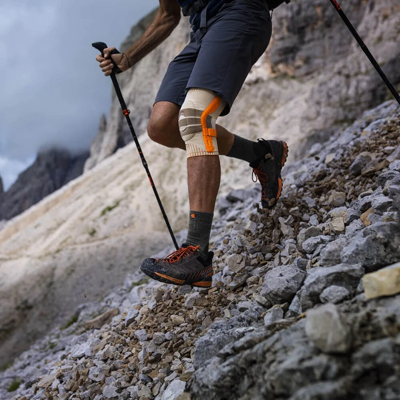 Bauerfeind Outdoor Knee Support